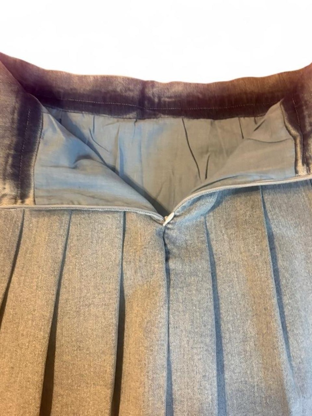 Light Blue Pleated Mini Denim Skirt Sz M - Picture 7 of 8